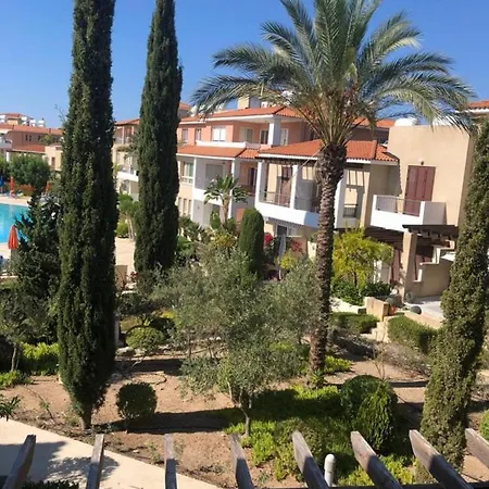 Tatil Evi Owls Nest Townhouse Pafos