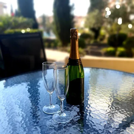 Owls Nest Townhouse Tatil Evi Pafos