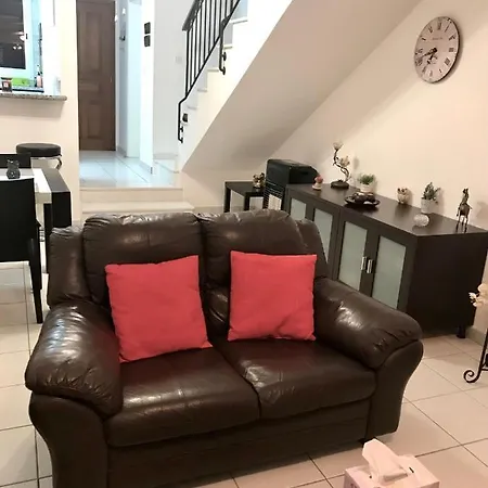 Owls Nest Townhouse Tatil Evi Pafos