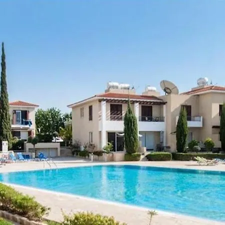 Holiday home Owls Nest Townhouse