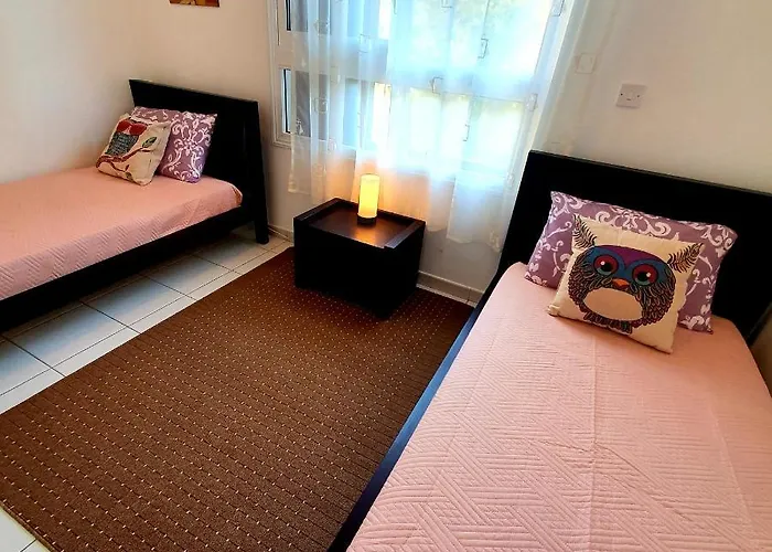 Owls Nest Townhouse パ フォス