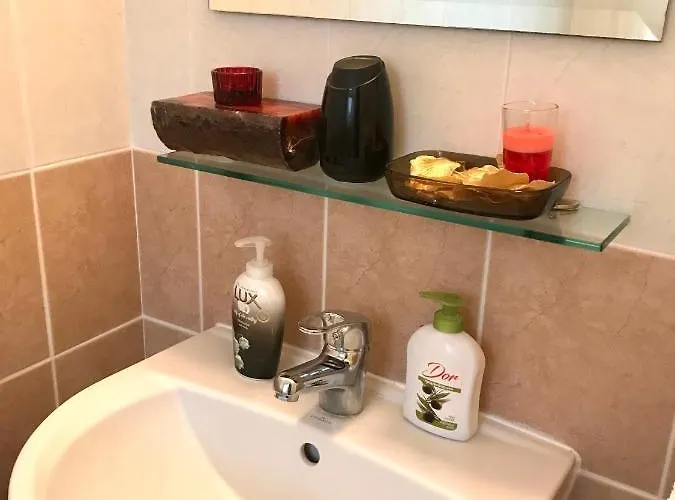 Owls Nest Townhouse 別荘 パ フォス